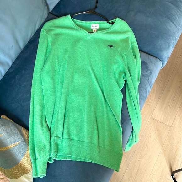 Old Navy Other - Old navy sweater